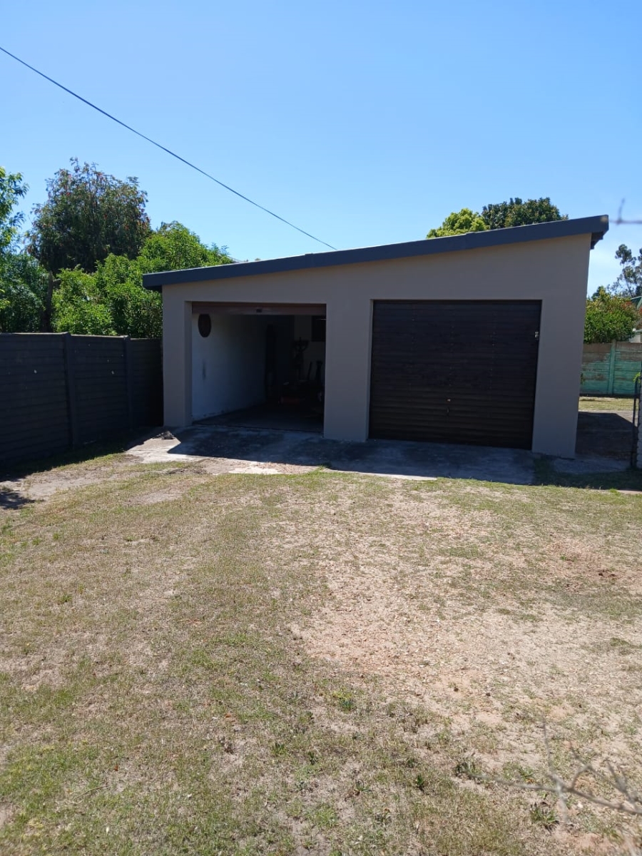 3 Bedroom Property for Sale in Albertinia Western Cape